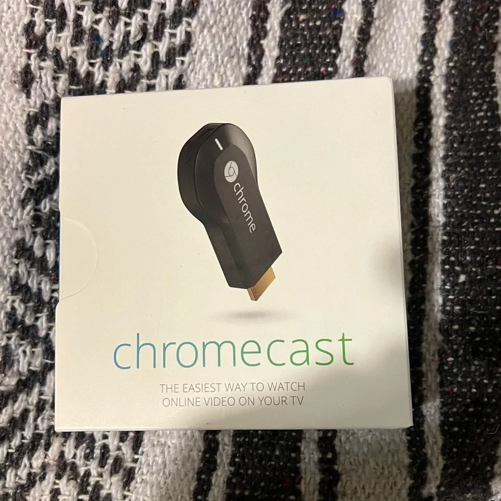 Google Chromecast media streaming device